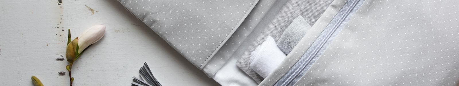 Windeltaschen & U-Heft Hüllen von Boo Poo