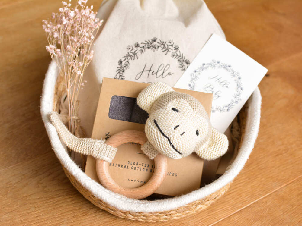 Kleines Geburtsgeschenk für Mädchen und Jungen Beißring